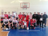 19 декабря спортивная площадка ДК "Зори Кизнера" принимала 7 молодёжных футбольных команд. 